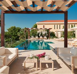 5 bedroom villa with infinity pool and sea views Hvar Town, sleeps 10
